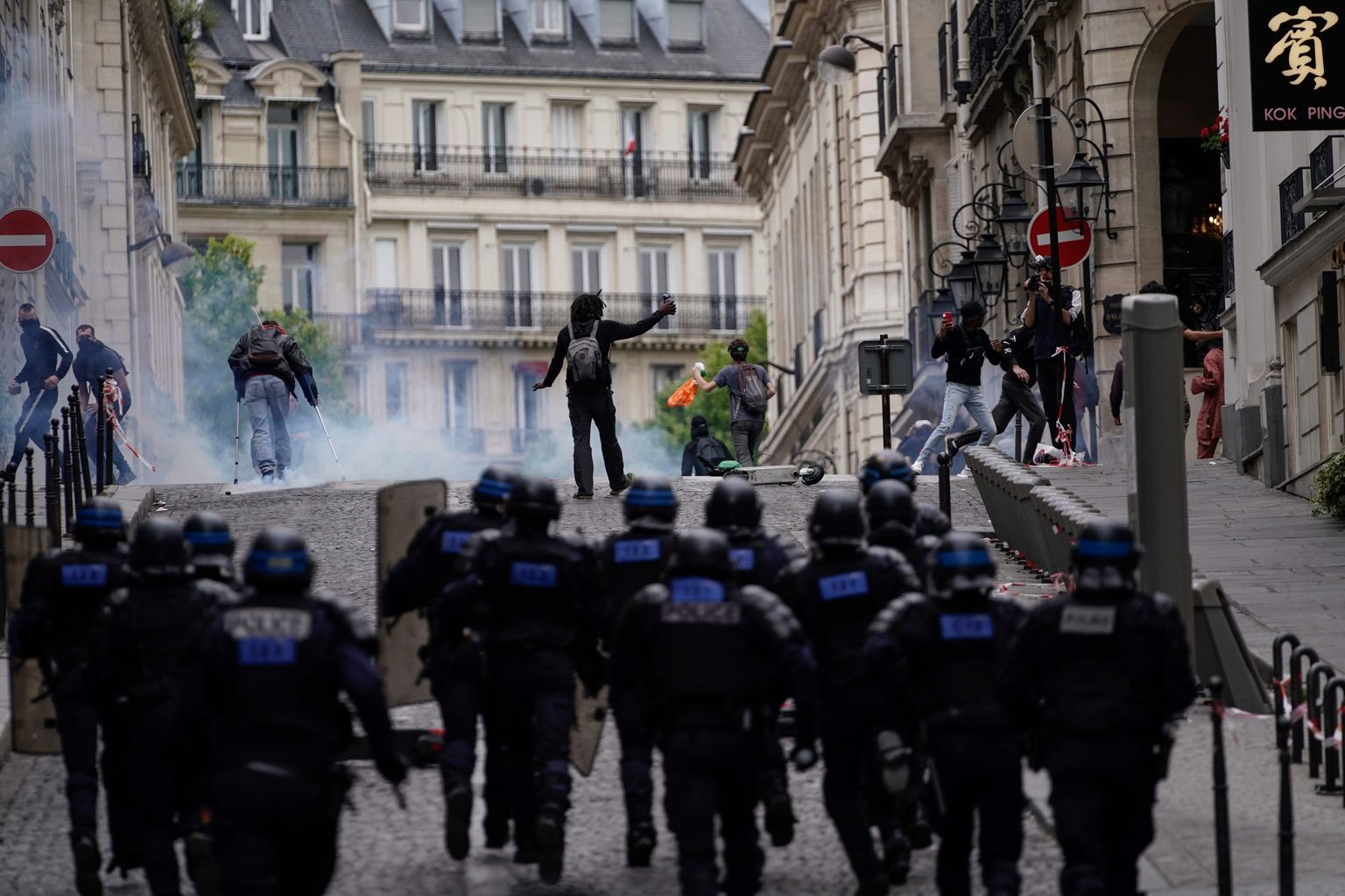 Демонстрация в Париже.