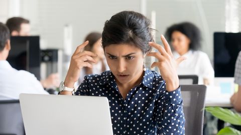 Ebaviisakatel e-kirjadel võib olla negatiivne mõju tööülesannetele, produktiivsusele ning isegi olla seotud öise unetusega, mis tekitab omakorda järgmisel hommikul negatiivseid emotsioone. Ebaviisakatel e-kirjadel võib olla negatiivne mõju tööülesannetele, produktiivsusele ning isegi olla seotud öise unetusega, mis tekitab omakorda järgmisel hommikul negatiivseid emotsioone.