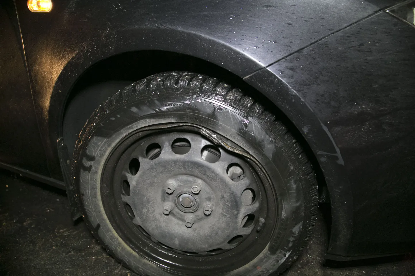 Purunenud autorehv.