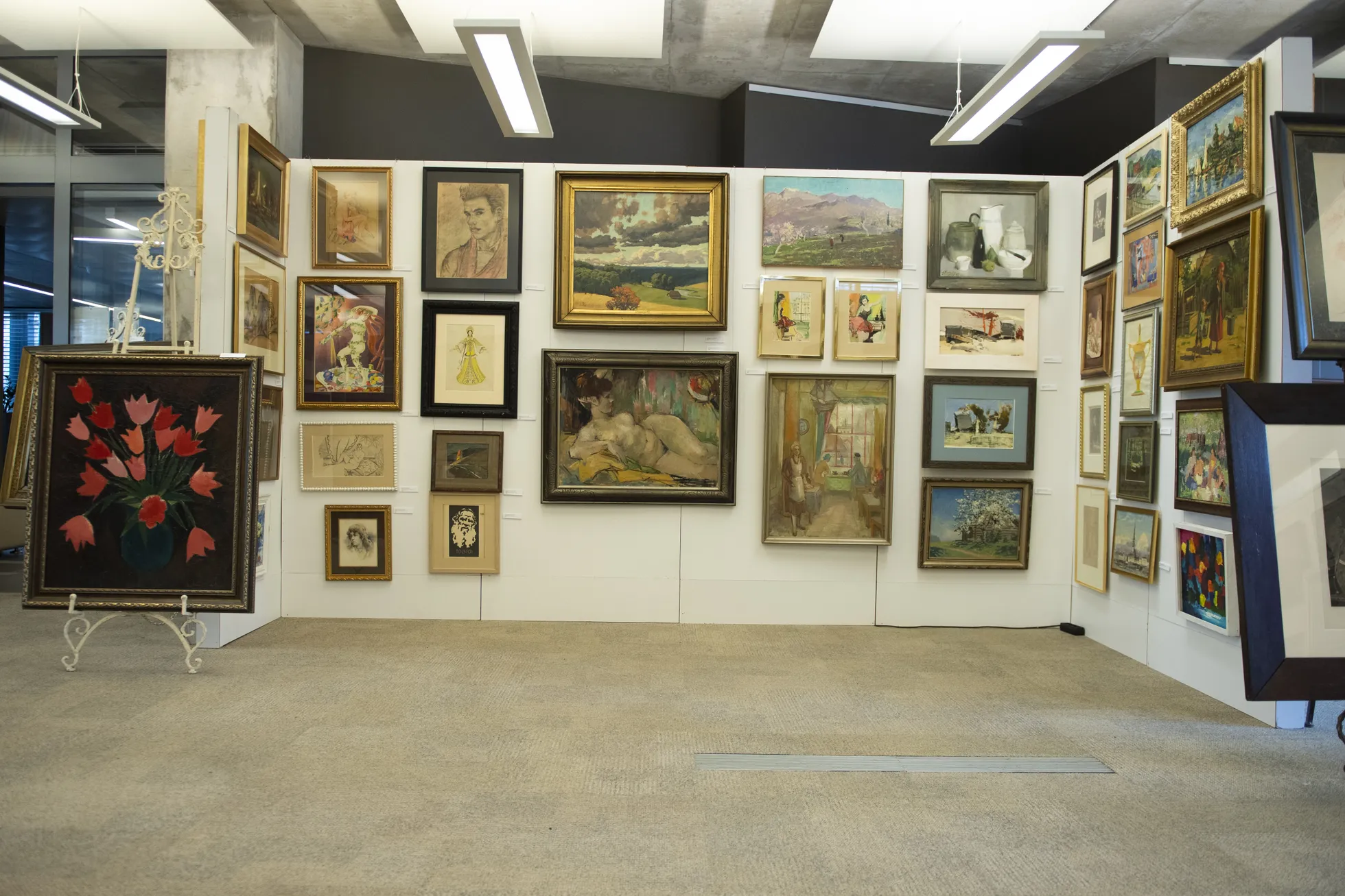 Foto: "Artembassy" izsoles lielā izstāde