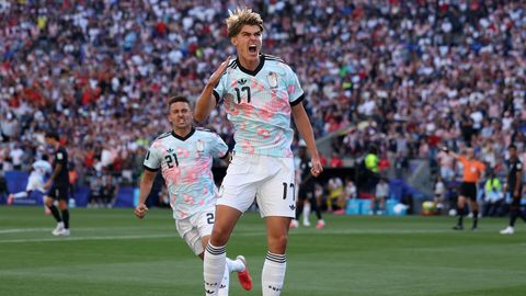 Football World Cup Quarter-Final: Spain Faces Belgium's 'Golden Generation'