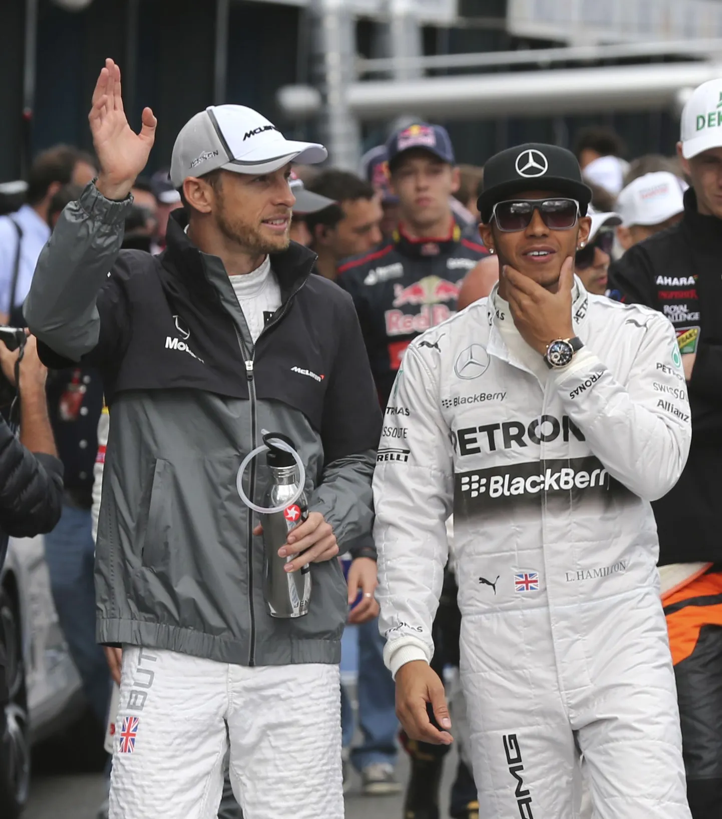 Jenson Button (vasakul) ja Lewis Hamilton.