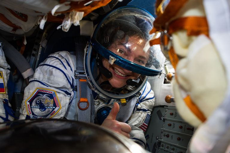 NASA astronaut Jessica Meir pärast maandumist Kasashtanis 17. aprillil 2020