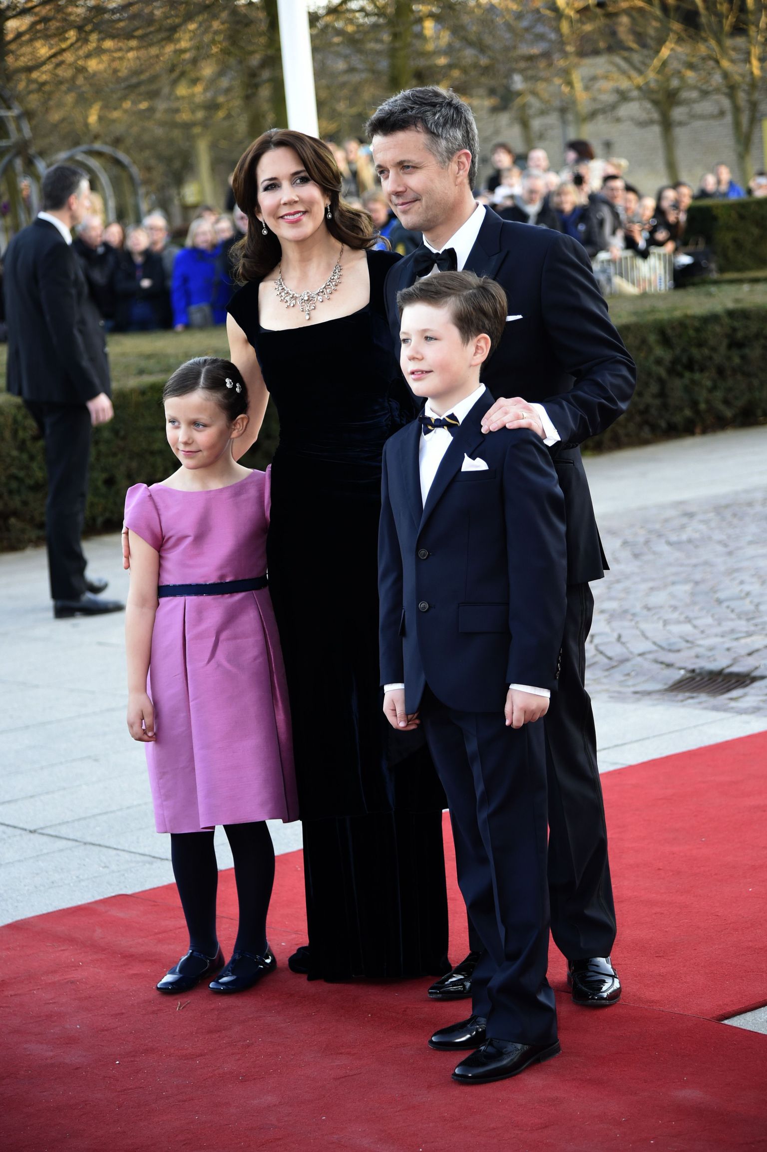 Taani kroonprints Frederik,kroonprintsess Mary, prints Christian ja printsess Isabella