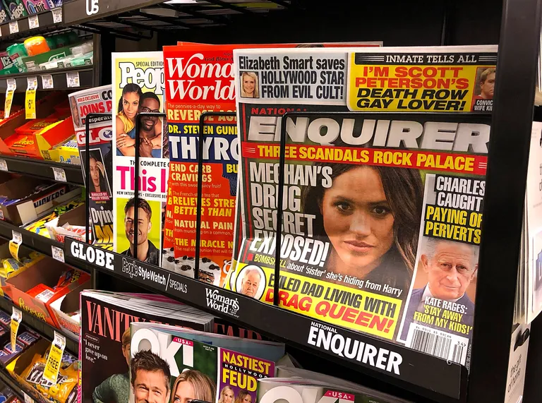 Tabloidleht National Enquirer.