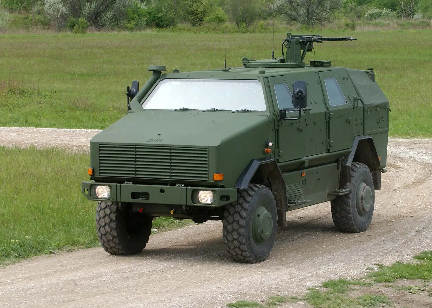 Броневик Dingo 2.