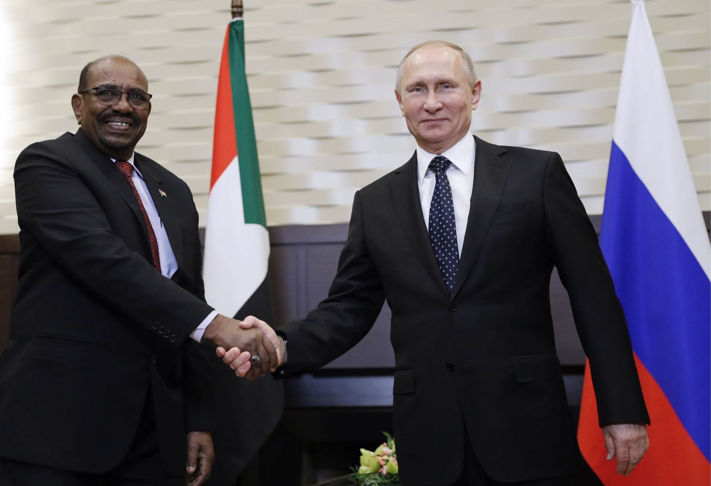 Sudaani president Omar al-Bashir ja Venemaa riigipea Vladimir Putin.