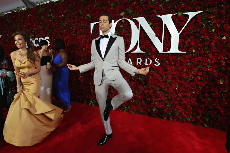 Zachary Levi Tony auhindadel 2016 New Yorgis