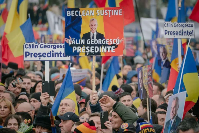 Митинг в поддержку Джорджеску.