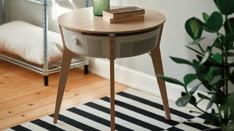 Можно купить и в Эстонии: необычный стол от IKEA получил престижную награду