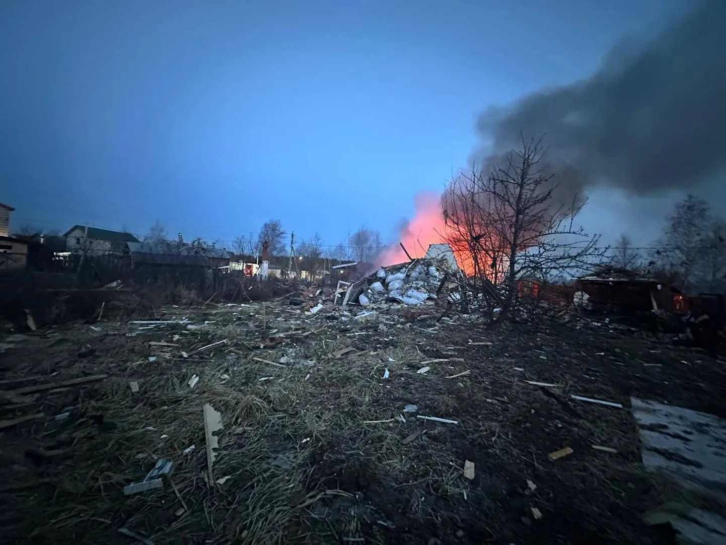 В результате атаки на Подмосковье погибли два человека и еще 14 обратились за медицинской помощью.