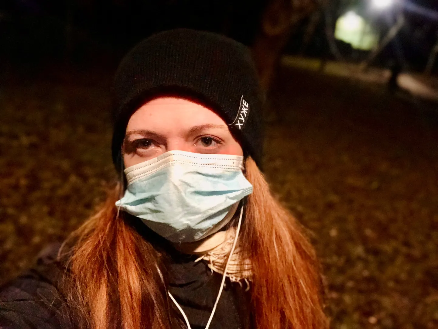 Venemaa ajakirjanik Oksana Baulina tegemas Ukrainas Kiievis selfit. See dateerimata foto on ta Facebooki leheküljel. Ta hukkus 23. märtsil 2022 Vene pommirünnakus Kiievis Podili piirkonnas