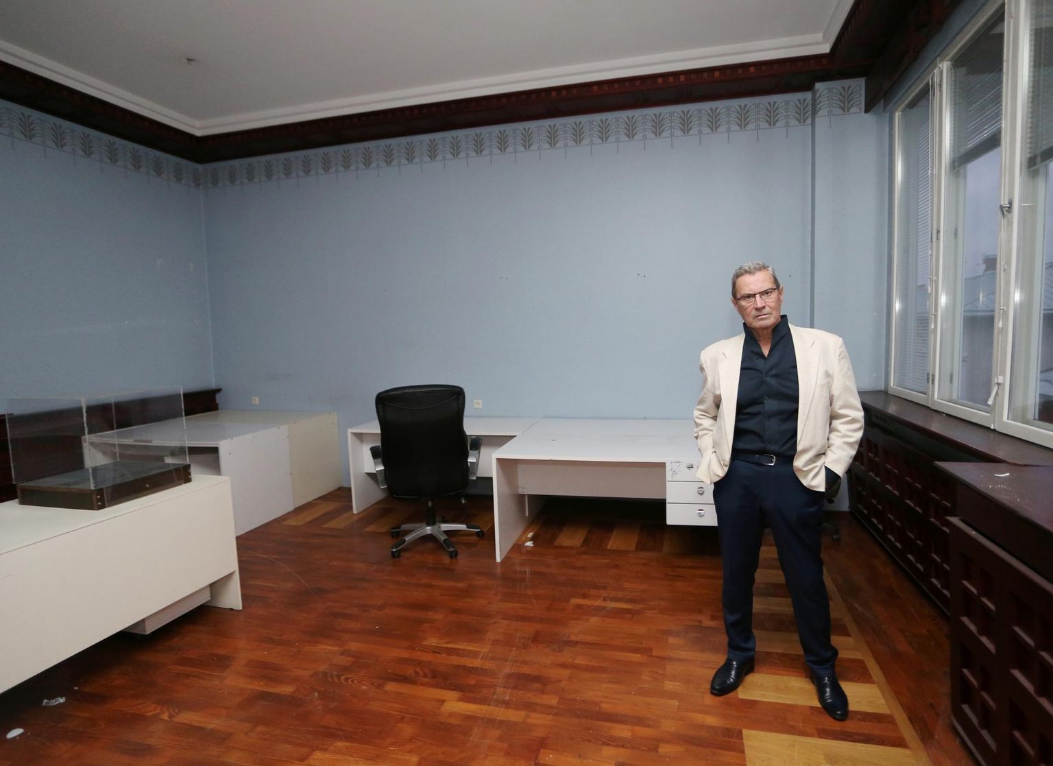 Jaak Üprus vaatas sügisel 2019 üle oma kunagise kabineti Laia tänava hoones. Nüüdseks on see kortermaja Duo Loftid.