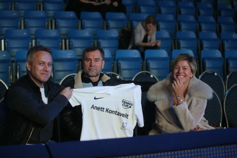 Team Kontaveit