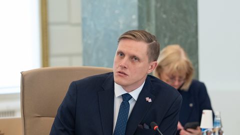 Dombrava kritizē robežsardzi un PMLP par nepietiek