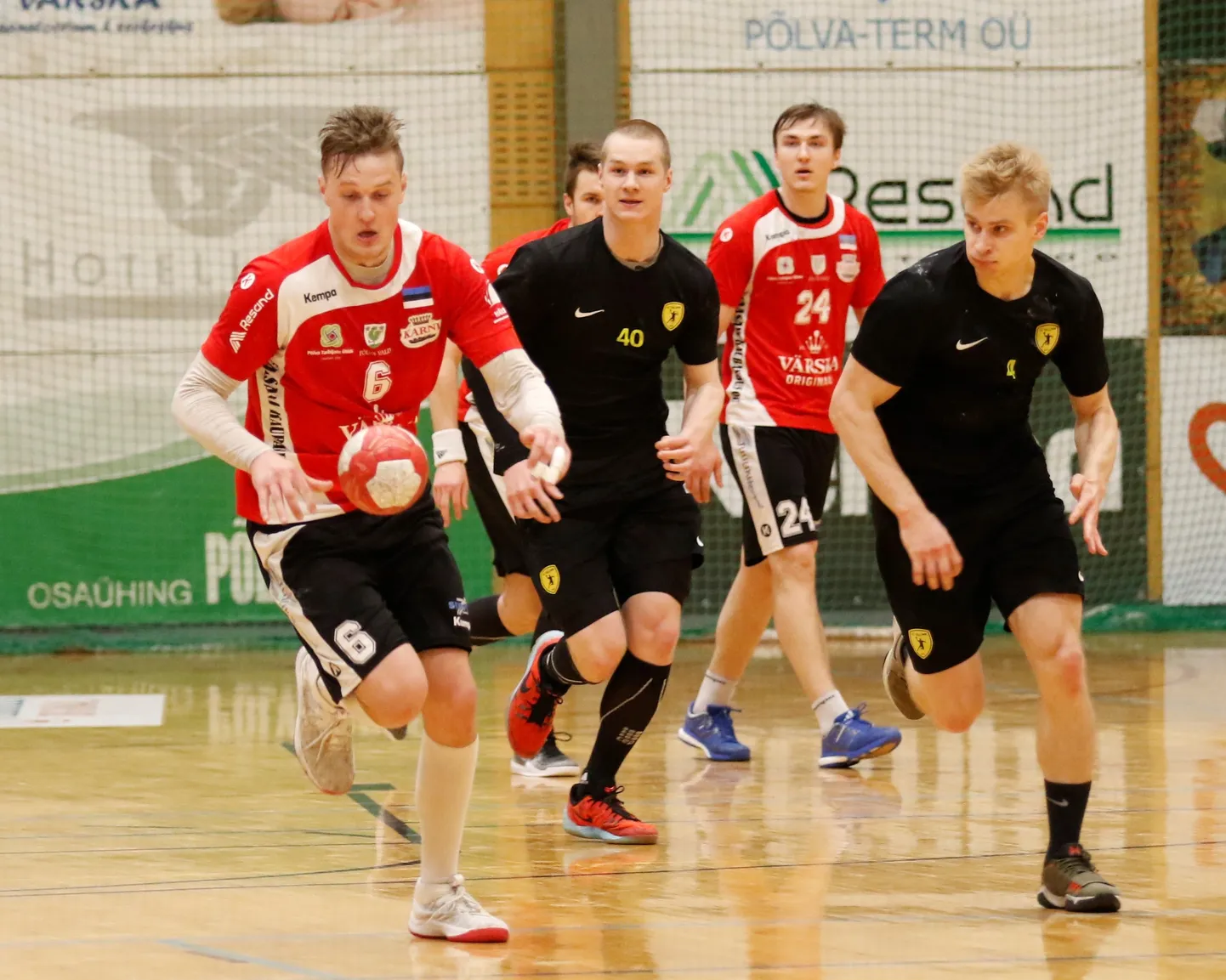 Hendrik Varul (nr 6)rünnakuhoos