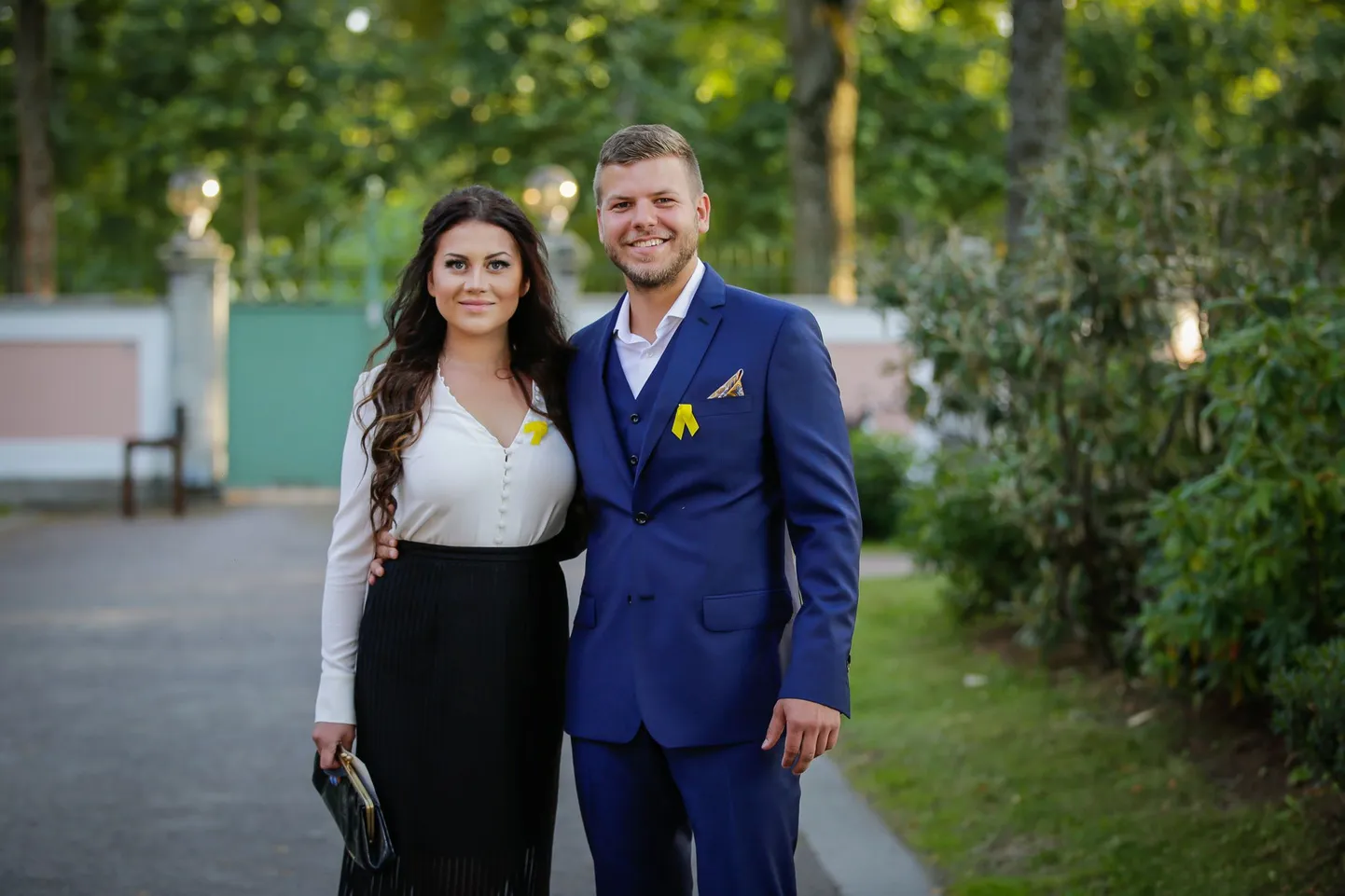 Taasiseseisvumispäeva vastuvõtt Kadrioru roosiaias. Elina Born kallimaga