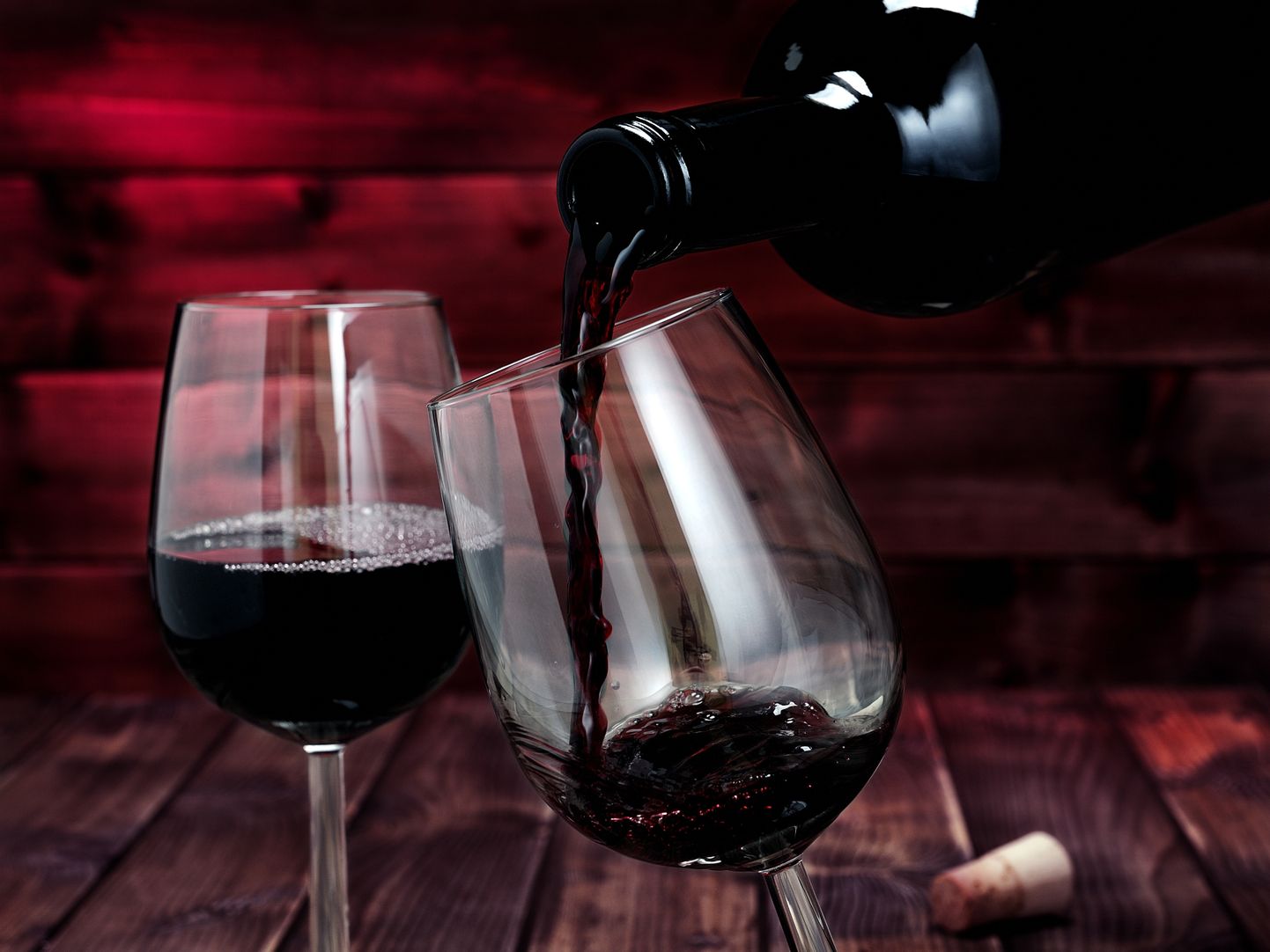 Arvatakse, et punane vein kaitseb haiguste eest.