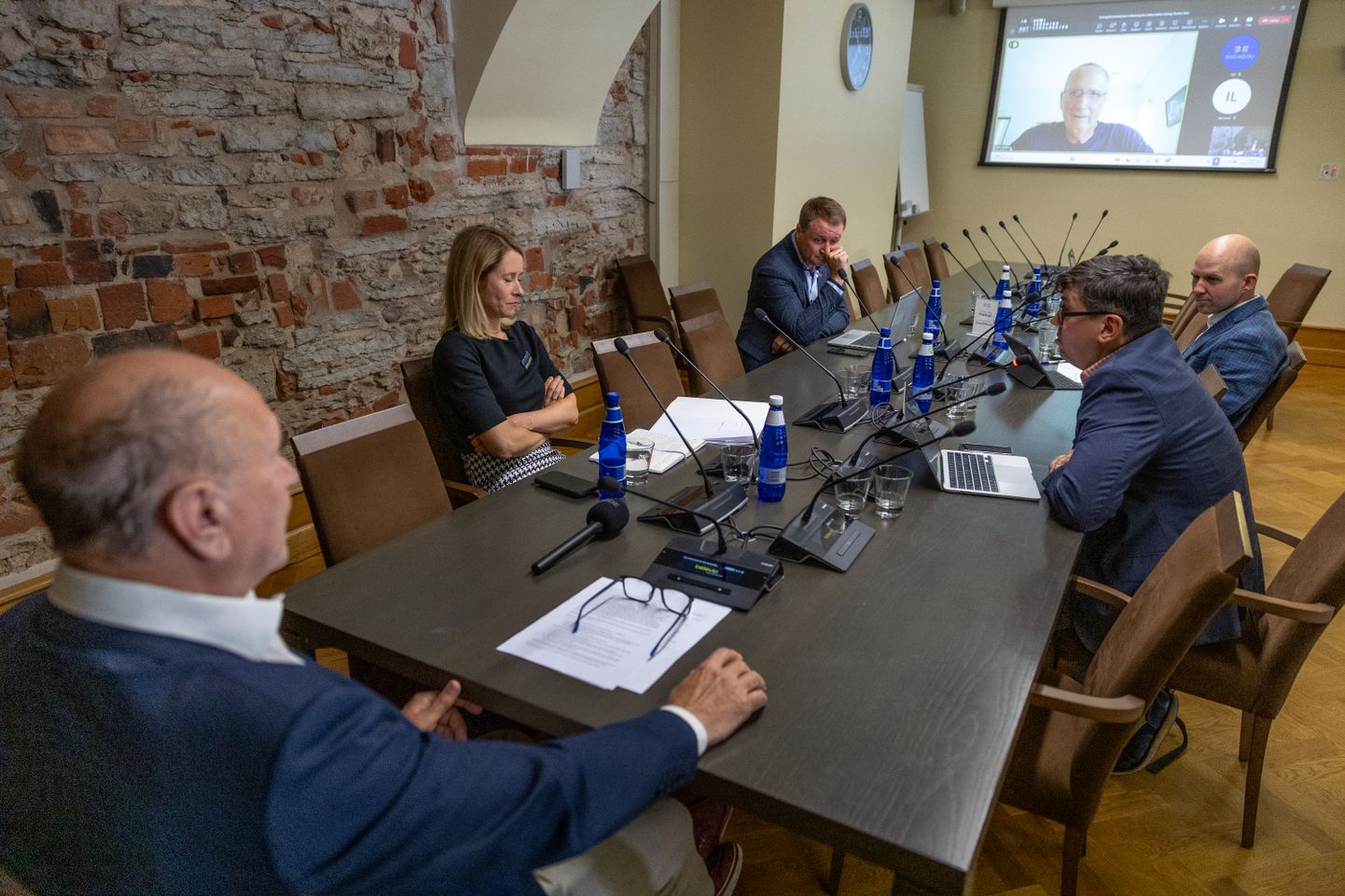 Kaja Kallas riigikogu korruptsioonivastase erikomisjoni istungil 4. septembril 2023.