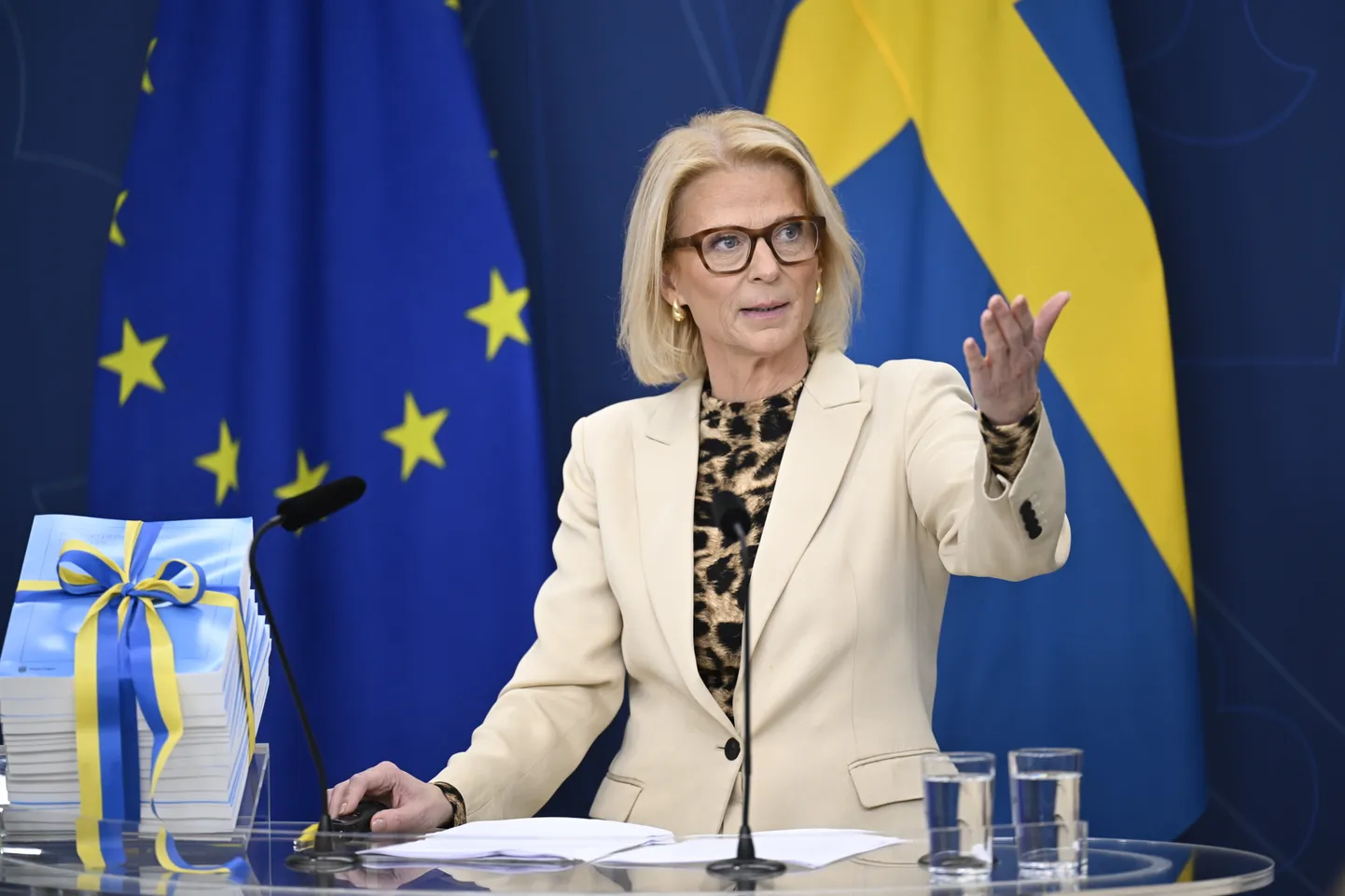 Rootsi rahandusminister Elisabeth Svantesson 19.septembril eelarveplaane tutvustamas.