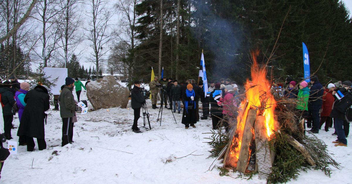 Vodja lahingu mälestuskivi ümbrus sai siledaks