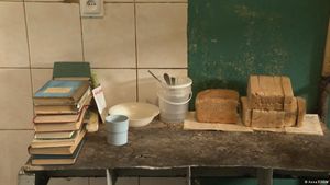 Быт военнопленных россиян: книги, собственная посуда, хлеб