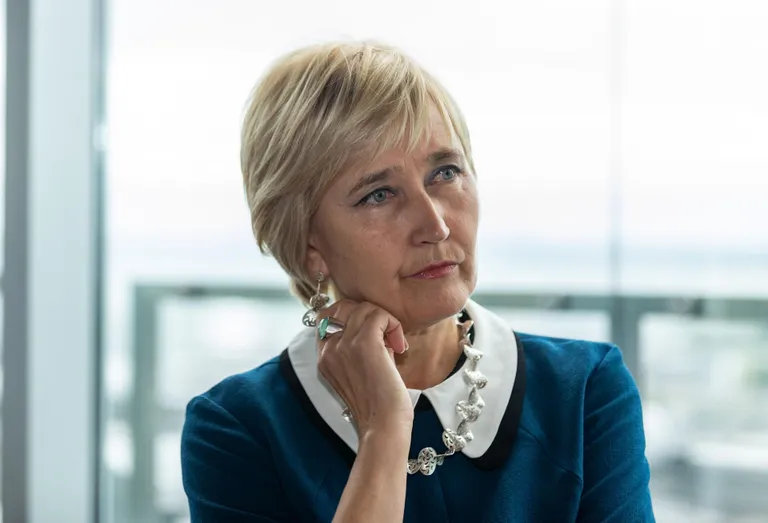 Marianne Mikko, Radisson Blu Lounge 24