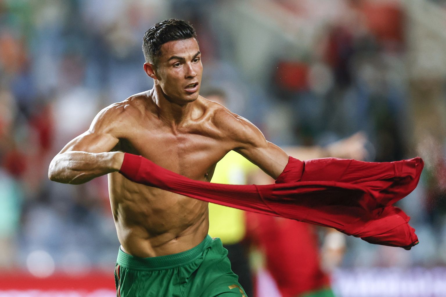Cristiano Ronaldo võitu tähistamas.