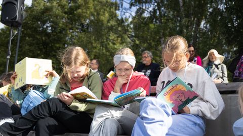 PILDID ⟩ Atlantise trepistiku vallutasid kümned väiksed ja suuremad lugemissõbrad