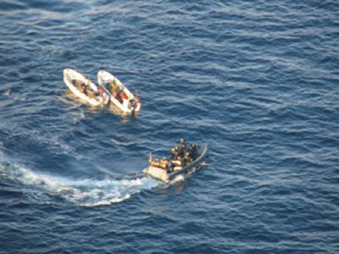 Saksa mereväelased pidasid kinni seitse arvatavat piraati.
