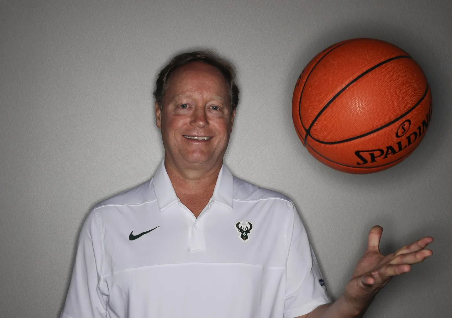 Milwaukee Bucksi peatreener Mike Budenholzer.