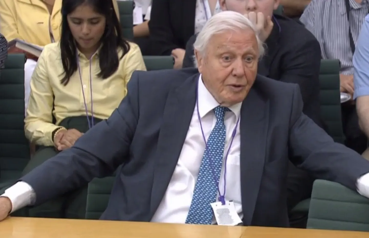 David Attenborough andmas vastuseid rahvasaadikutele.