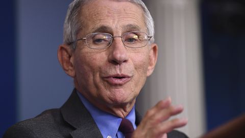Dr Anthony Fauci on vaktsiini osas positiivselt meelestatud. Dr Anthony Fauci on vaktsiini osas positiivselt meelestatud.