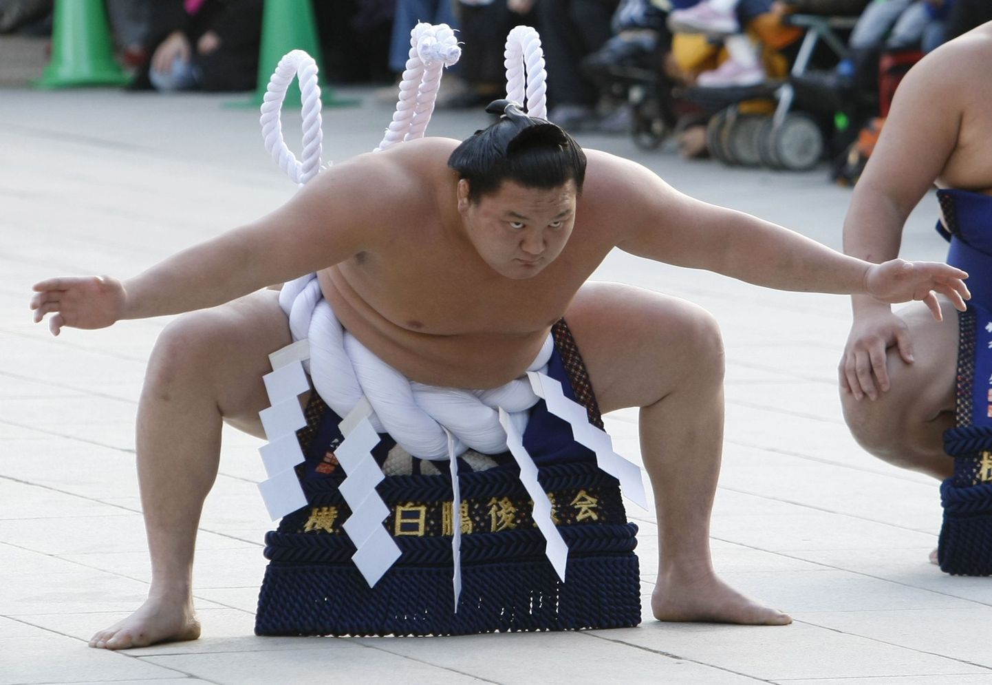 Kui yokozuna Hakuho peaks ka sel korral turniiri võitma, siis auhindadest tuleb tal suu puhtaks pühkida.