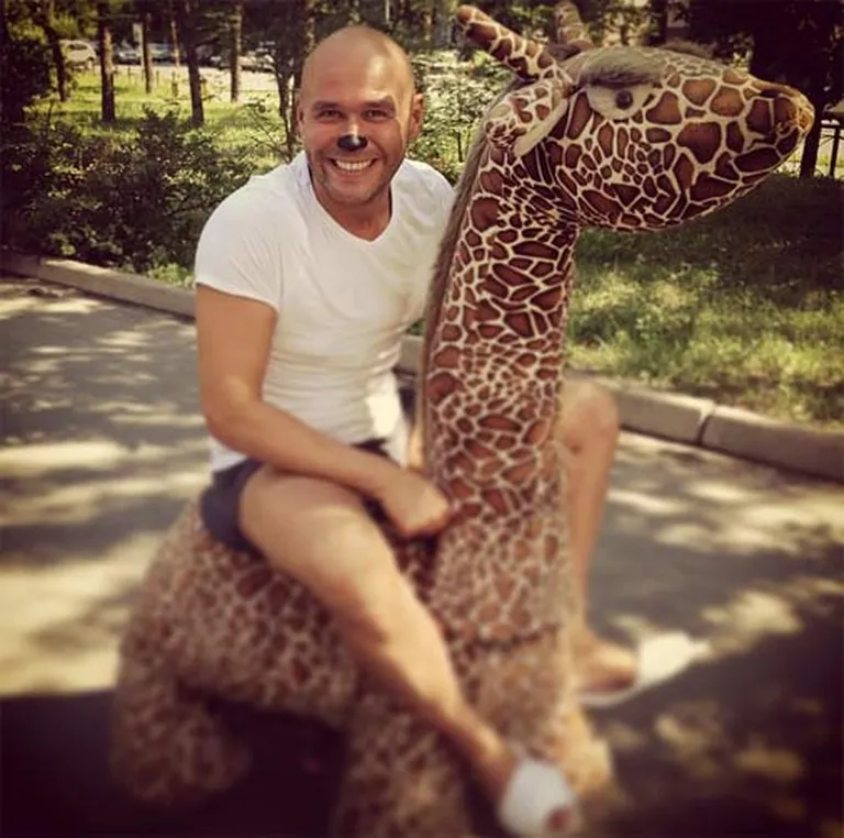 Максим Аверин: "Бодрое Киевское утро:))))"