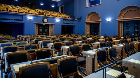 ERAKONDADE VOX POPULI ⟩ Aivar Kokk: teeneka ametniku vastutama panek on uskumatu näotus