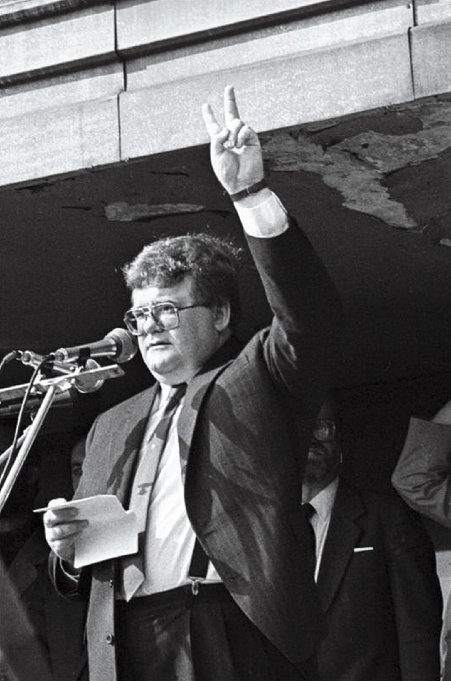 Aug. 19, 1991. Protest rally in Tallinn on Freedom Square against the conspiracy of the Soviet warlords. Edgar Savisaar.