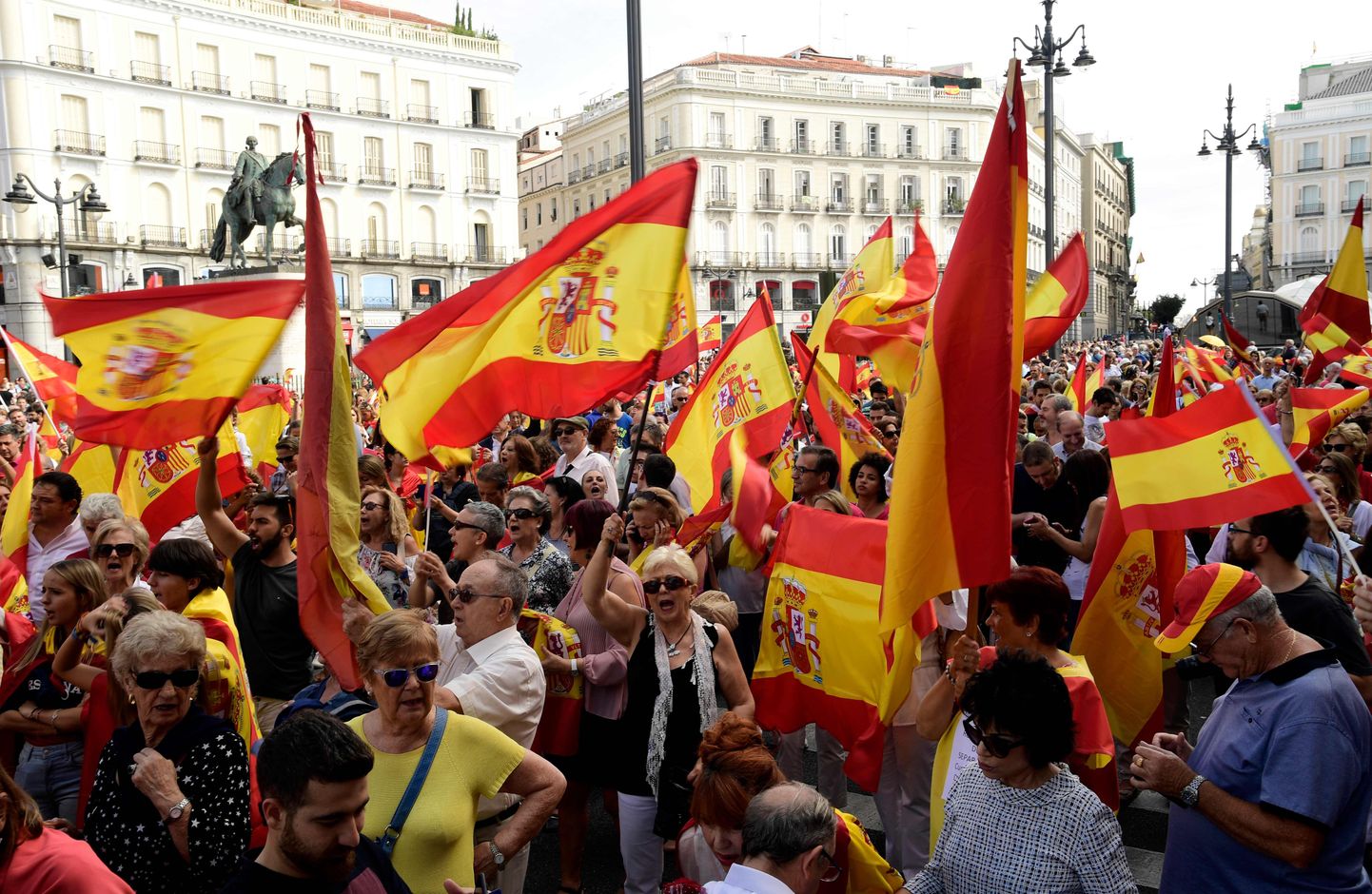Kataloonia iseseisvuse vastased Hispaania pealinnas Madridis.