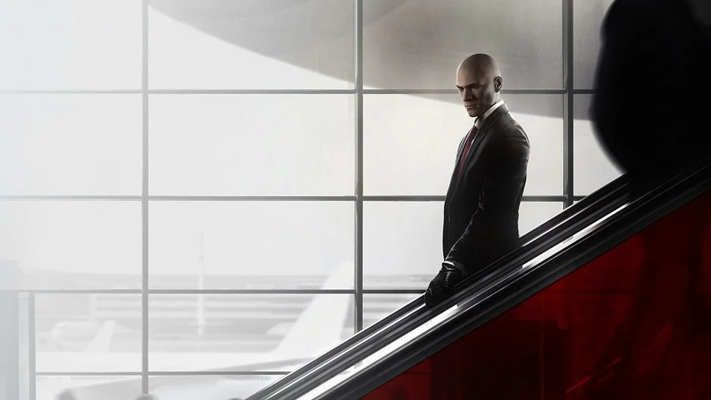 Terve aasta vältel episoodidena ilmunud Hitman sai kriitikutelt palju kiidusõnu.