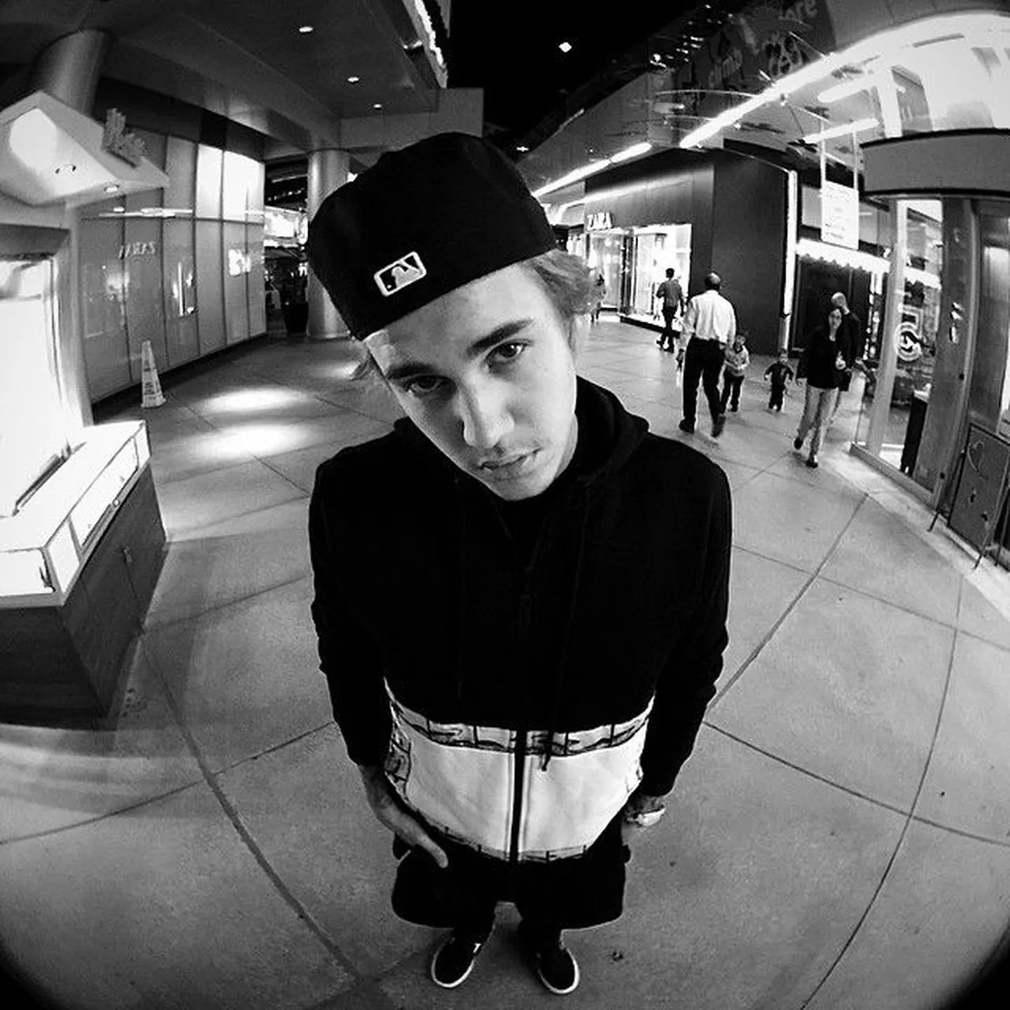 Justin Bieber releases a photo on Instagram with the following caption: "Dichotomy". Photo Credit: Instagram *** No USA Distribution *** For Editorial Use Only *** Not to be Published in Books or Photo Books *** Handling Fee Only ***