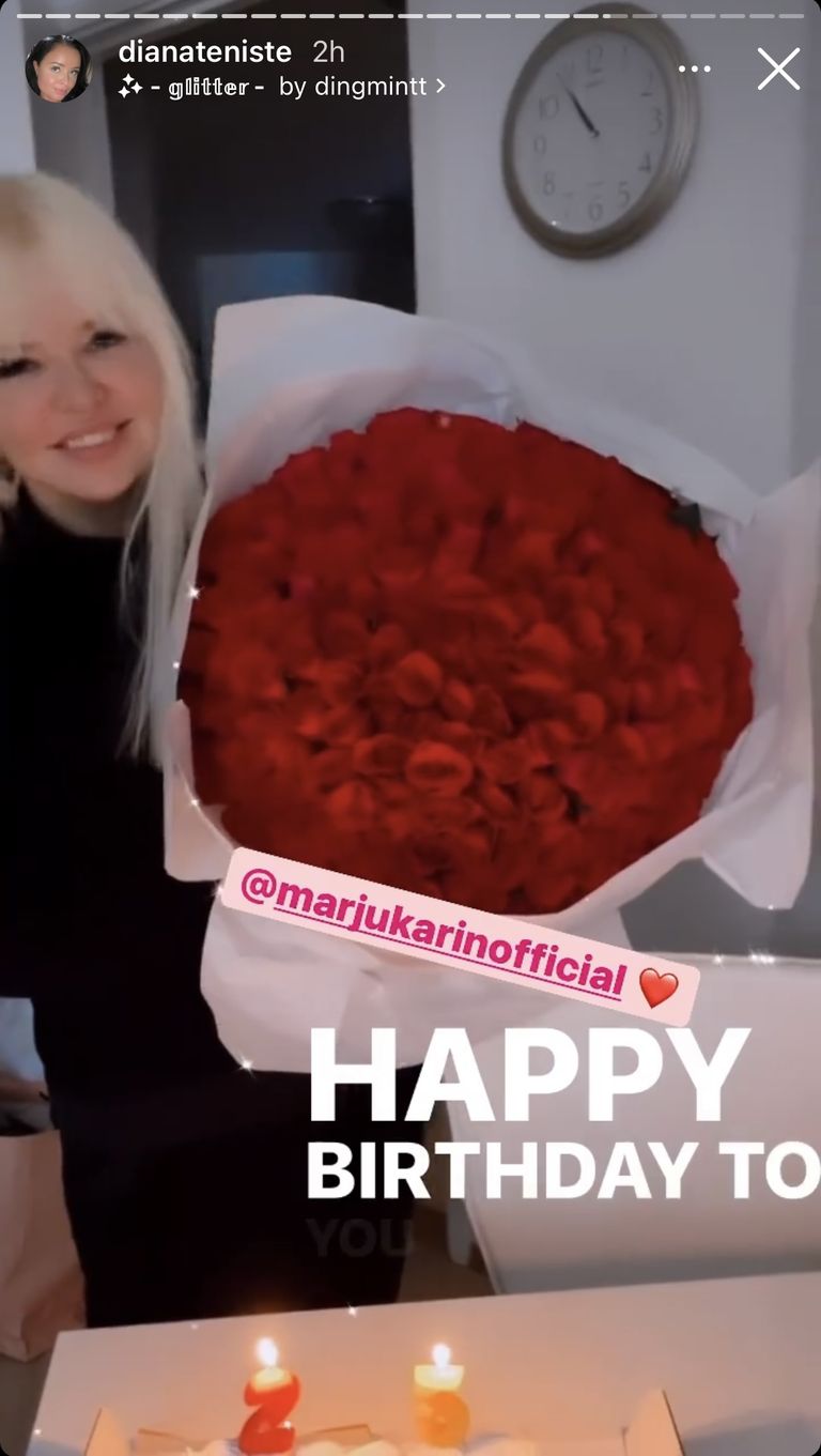 Marju Karin sünnipäeva tähistamas.