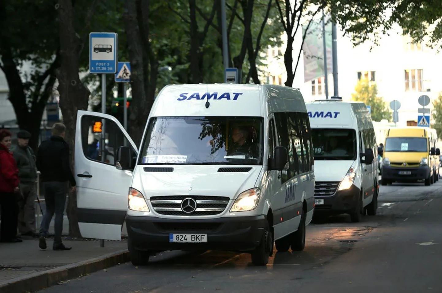 Samati buss.