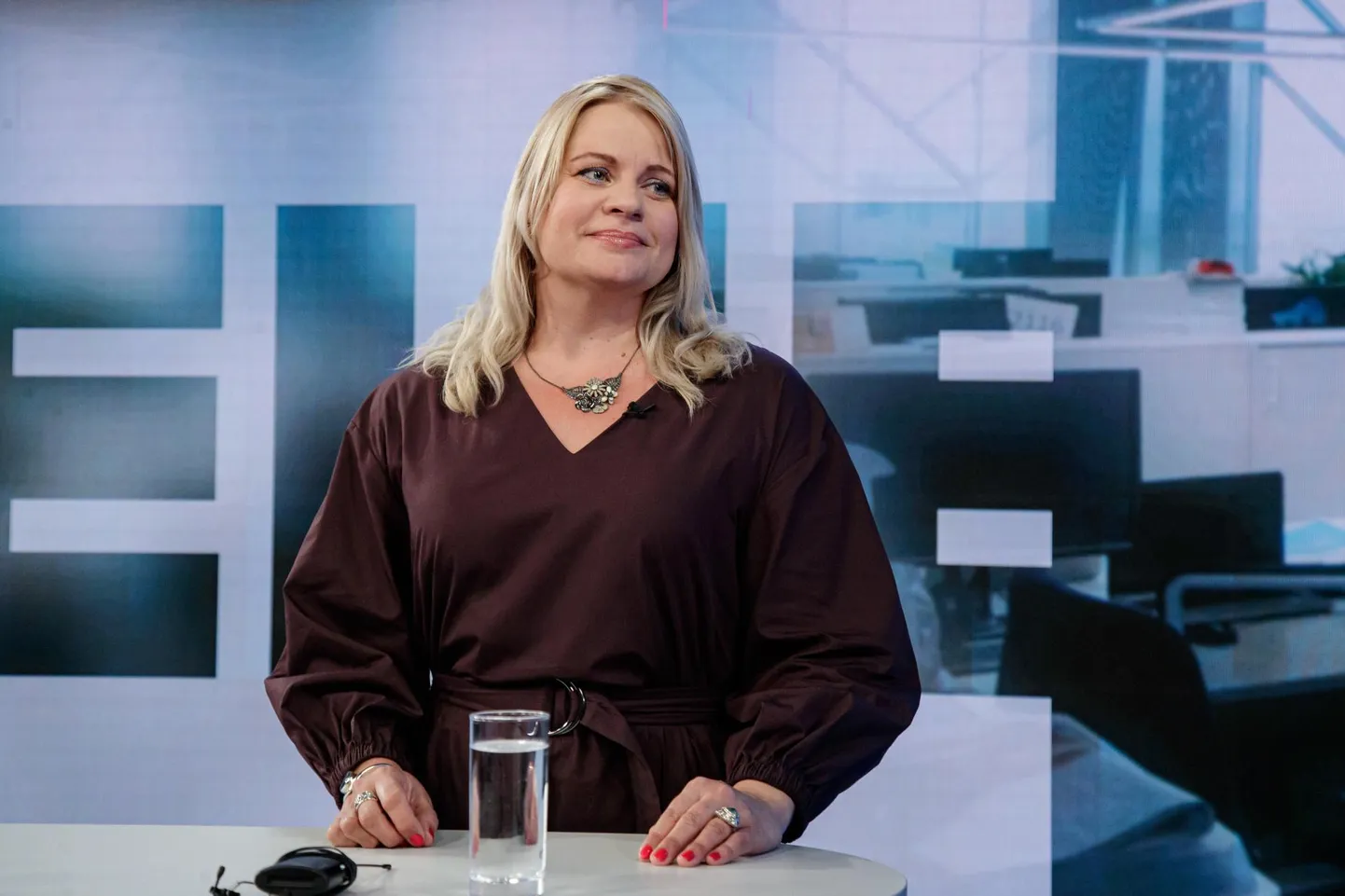 Sotsiaalkindlustusameti laste heaolu osakonna juht Ebeli Berkman soovitab lapsevanematel oma võsukestelt uurida, kas nood on teadlikud veebis ringlevatest videotest.