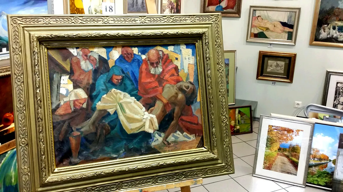 Peet Areni loodud "Pietà" Tartu Gildi galeriis.