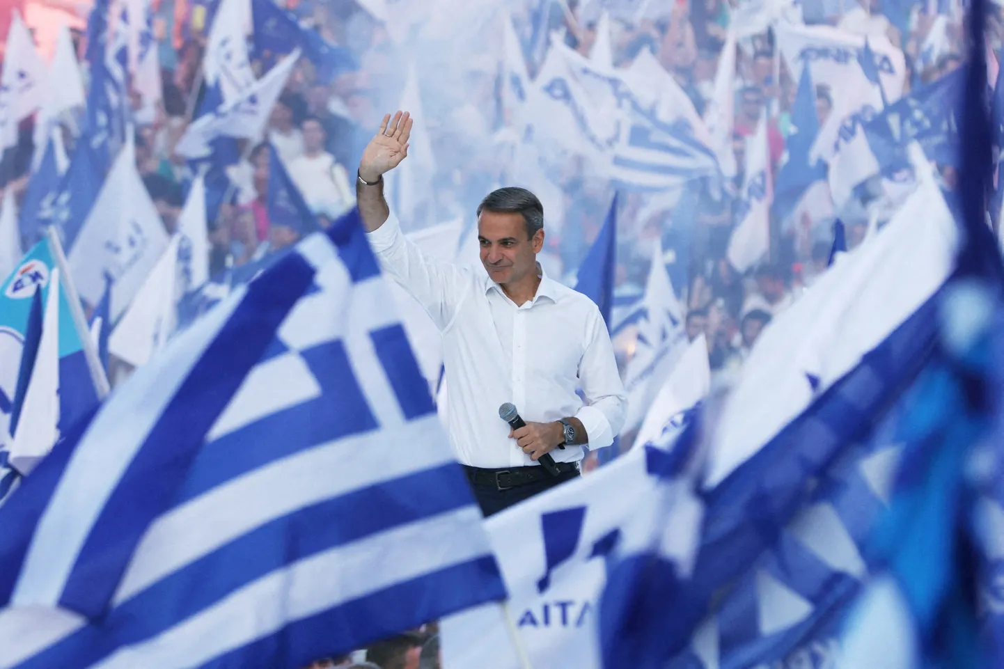 Kreeka ekspeaminister ja konservatiivse võimupartei Uus Demokraatia juht Kyriákos Mitsotákis valimisüritusel reedel, 23. juunil.