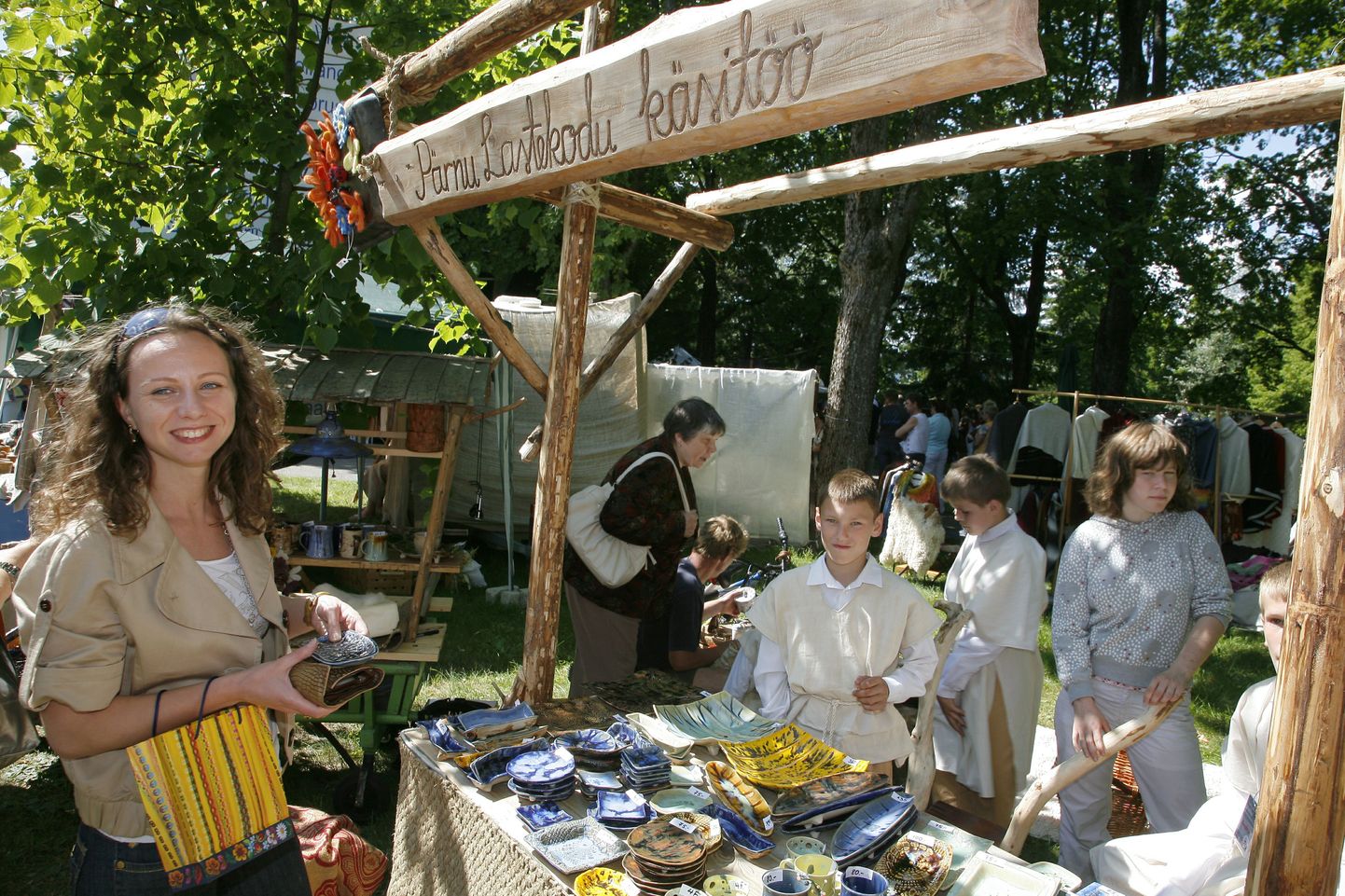 Pärnu hansapäevad tõid kokku sadu käsitöölisi ja kaupmehi.