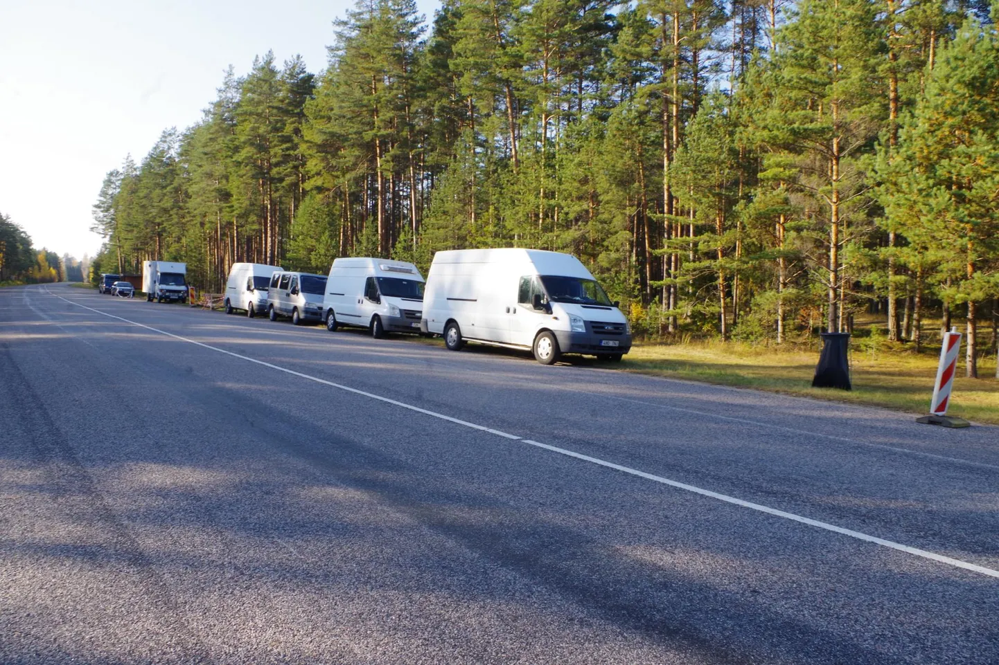 Esimesed kaubitsejad on Lindoral juba järjekorda võtnud.