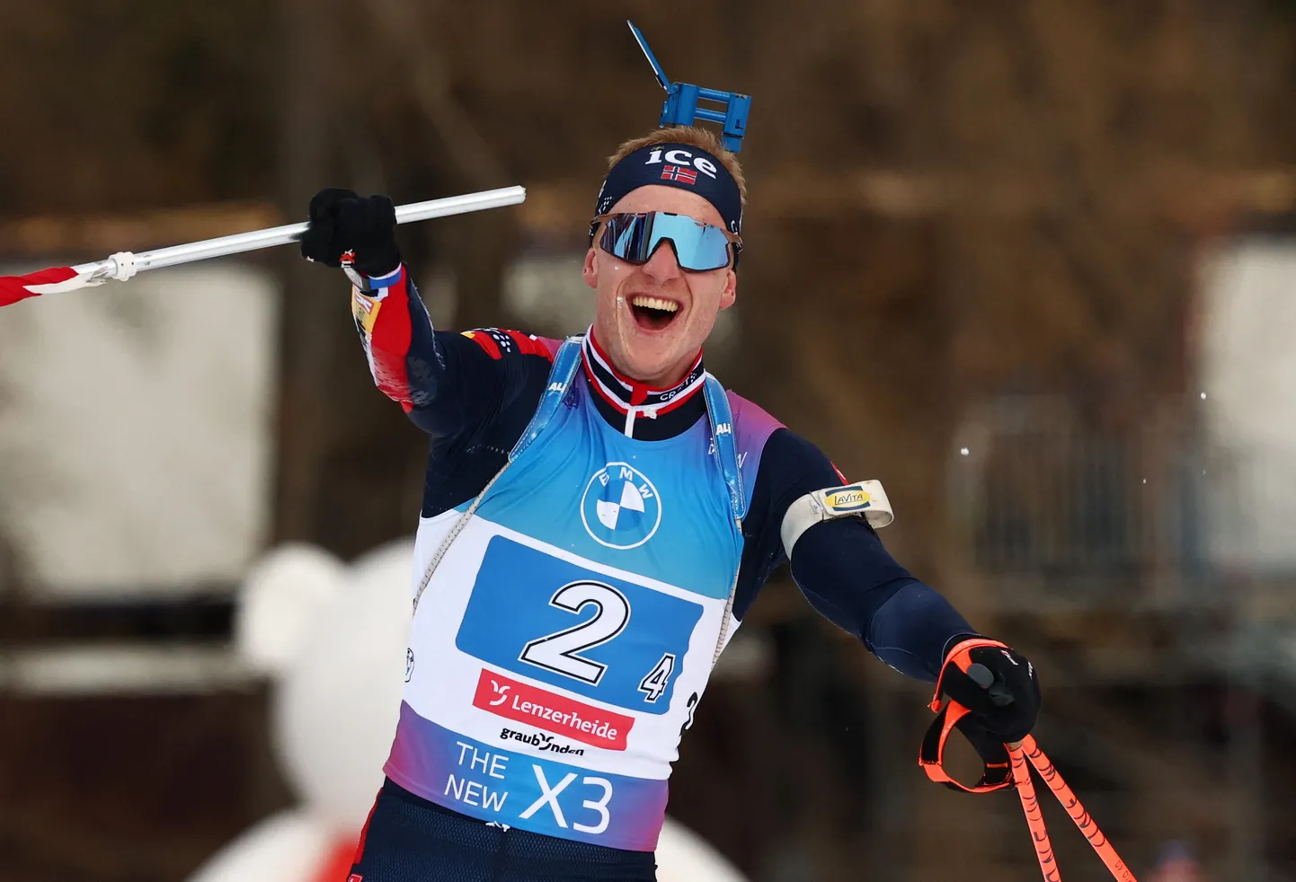 Johannes Thingnes Bö tõi Norra kindla võitjana finišisse.