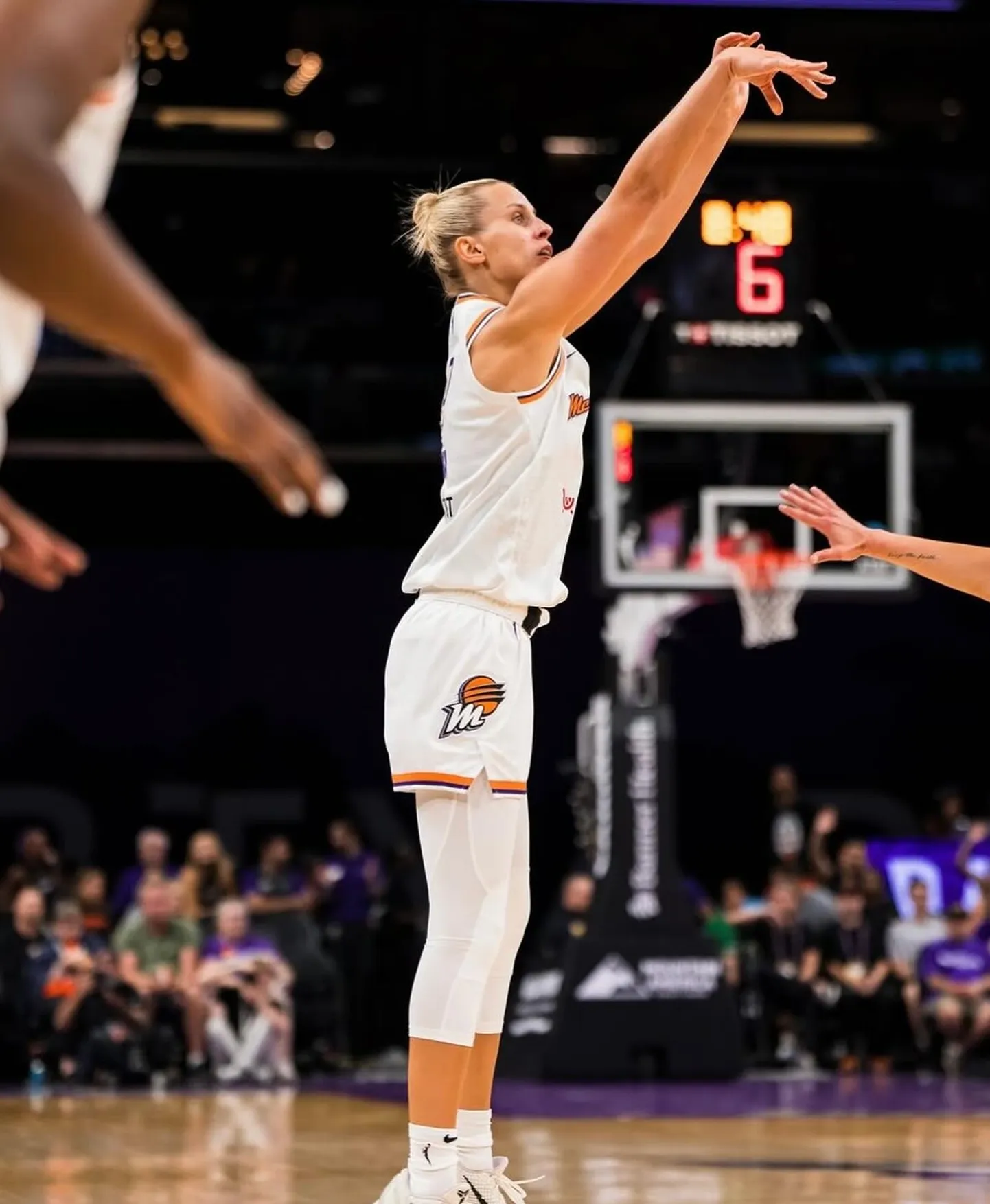 Latvijas basketboliste Kitija Laksa