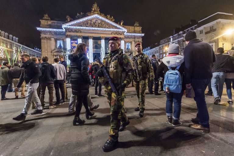 Ilutulestiku asemel olid Brüsseli tänavail hoopiski sõdurid.